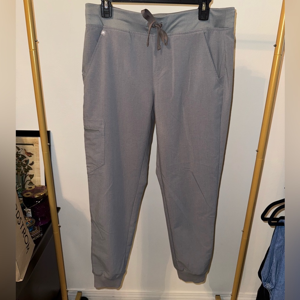 FIGS Zamora Jogger Scrub Pants in grey. 
Size Medium.